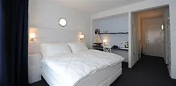 Отель Avenue 3*